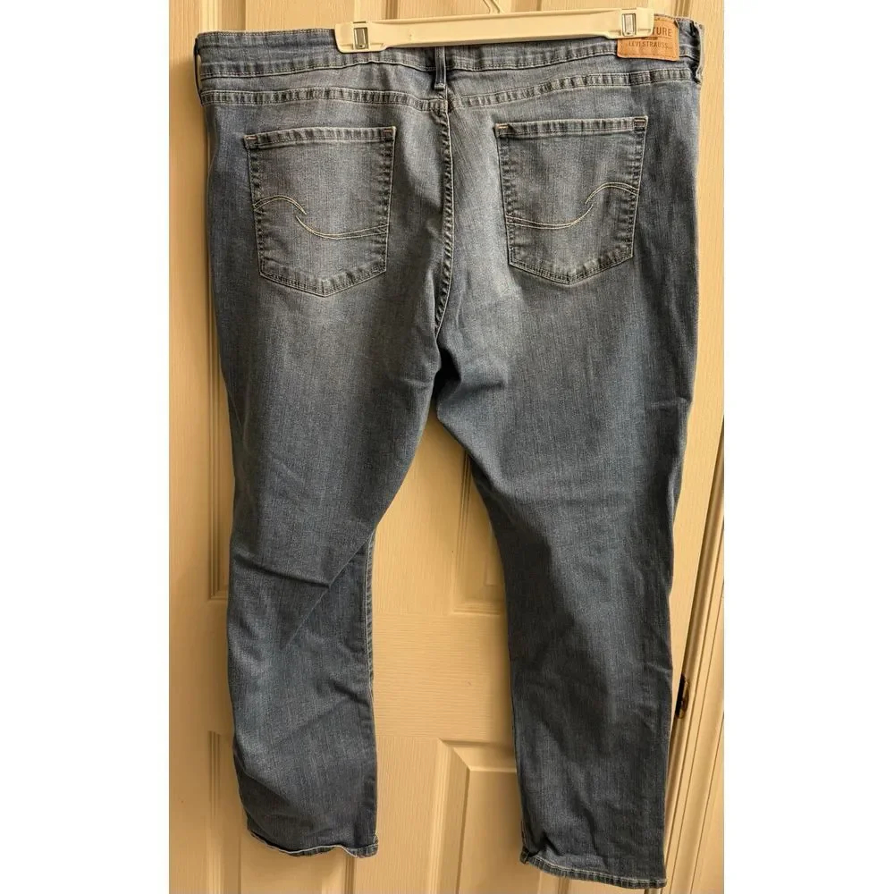levi strauss signature gold Blue jeans mens totally shaping Straight 35x30‎